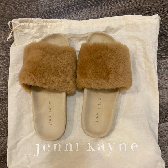Jenni Kayne Slippers - Picture 1 of 2